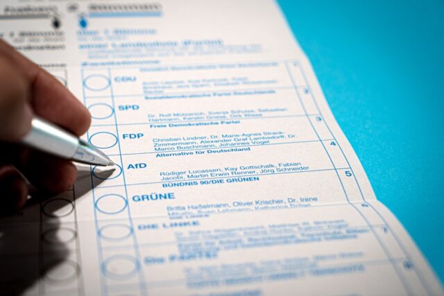 Photo relaxing evening checklist
