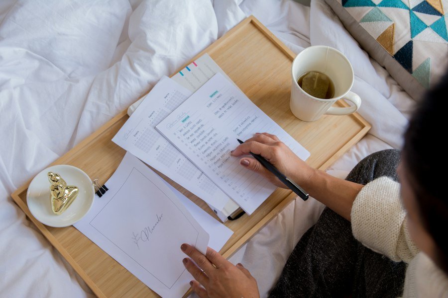 Photo relaxing evening checklist