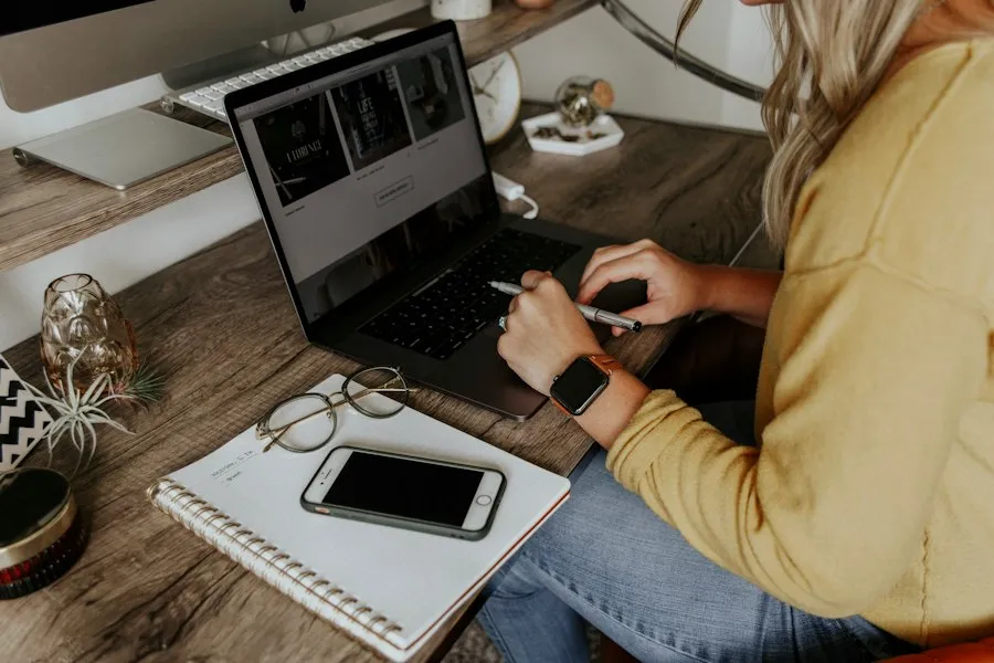 Photo remote work tips