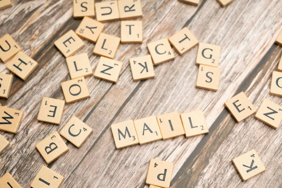 Photo common email mistakes