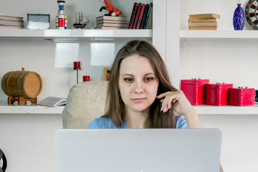 Photo common mistakes online hobbies